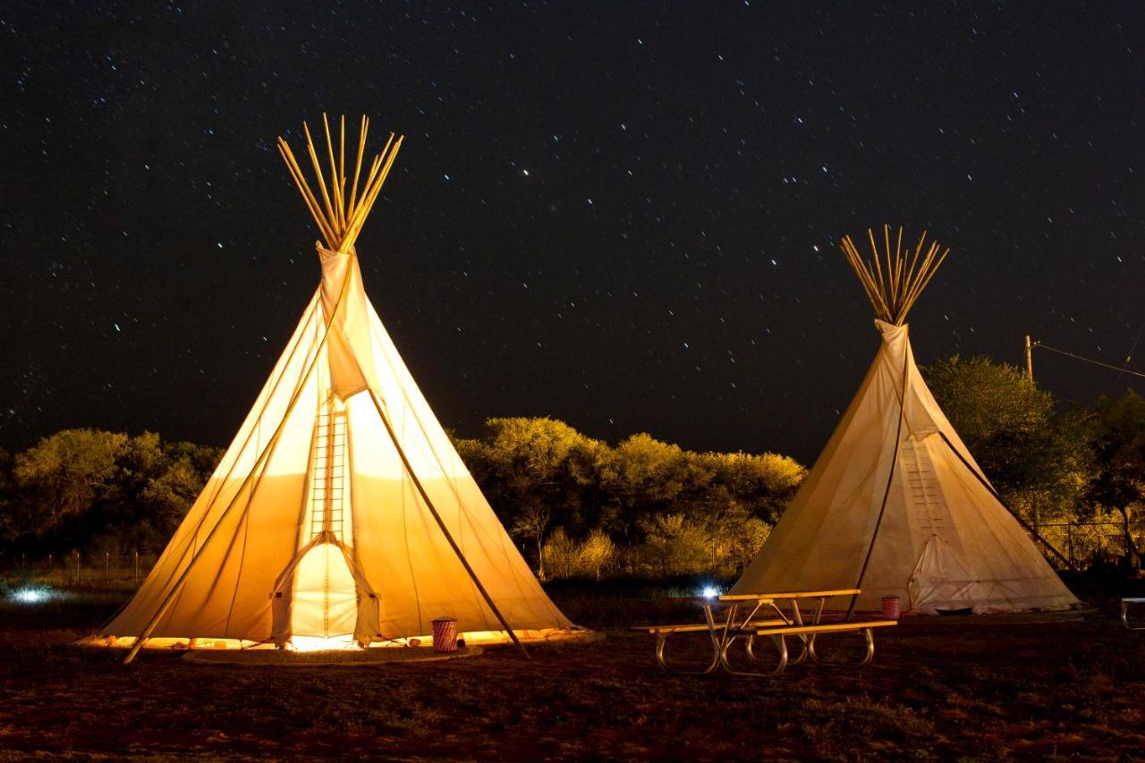 El Cosmico Villa Marfa Exterior photo