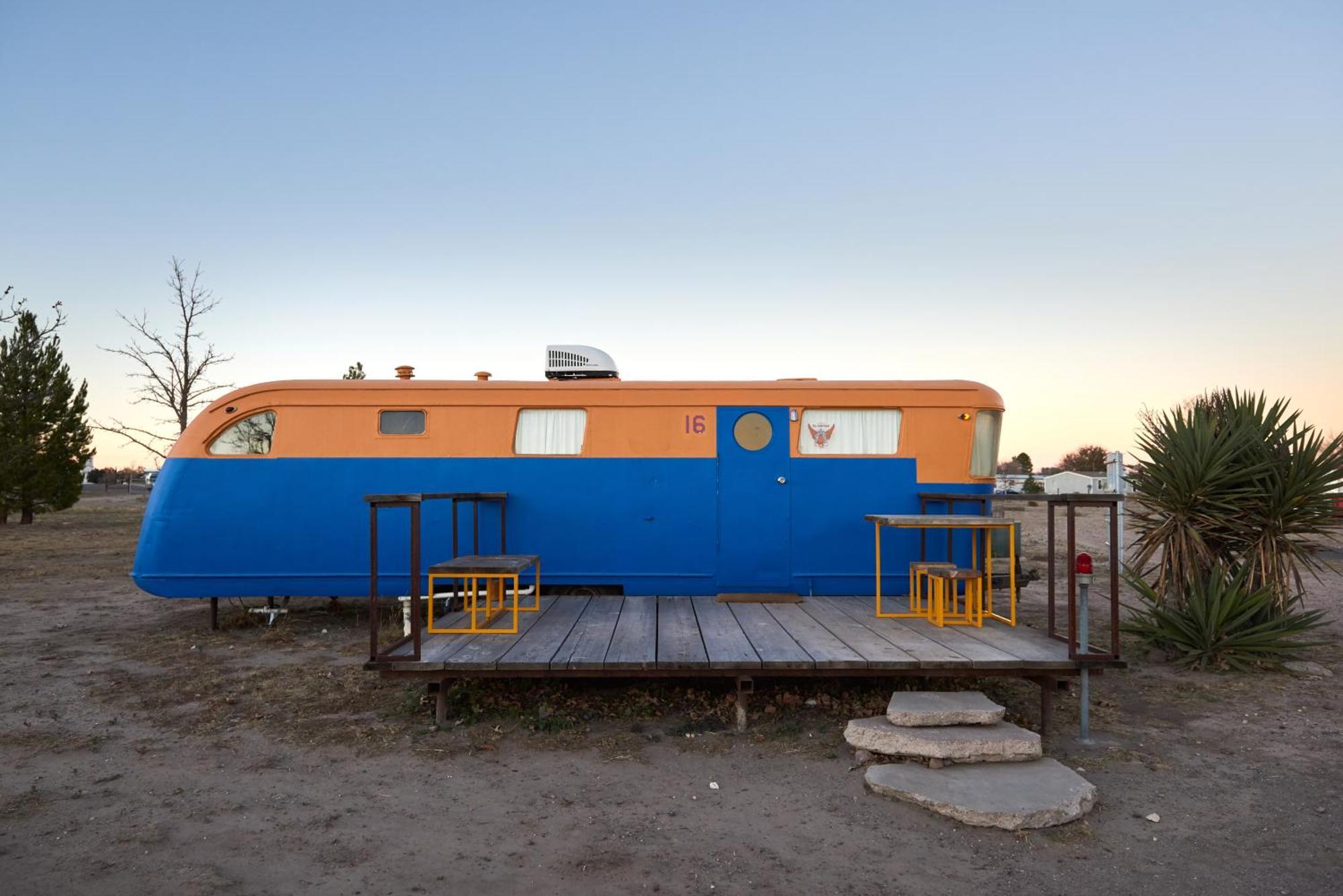 El Cosmico Villa Marfa Exterior photo